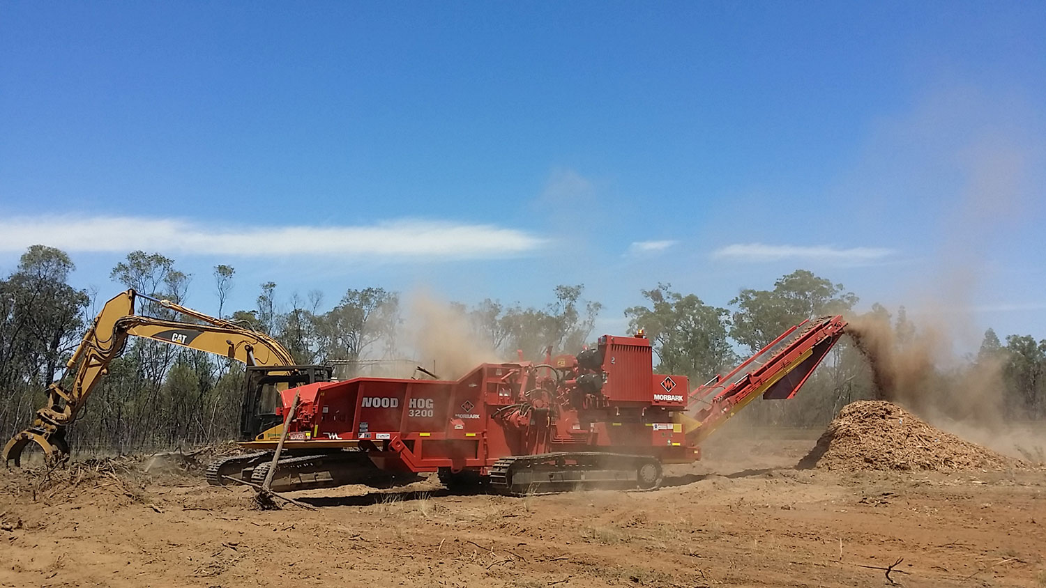 3200-Morbark-700-HP-Horizontal-Grinder